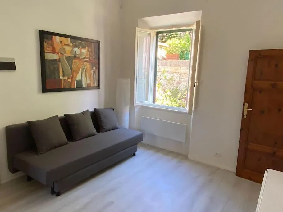 Casa Degli Orizzonti, In Centro E Vicino Al Mare Apartment Marina di Campo